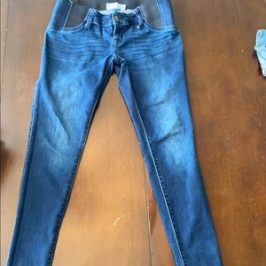 Maternity skinny jeans! Great condition!